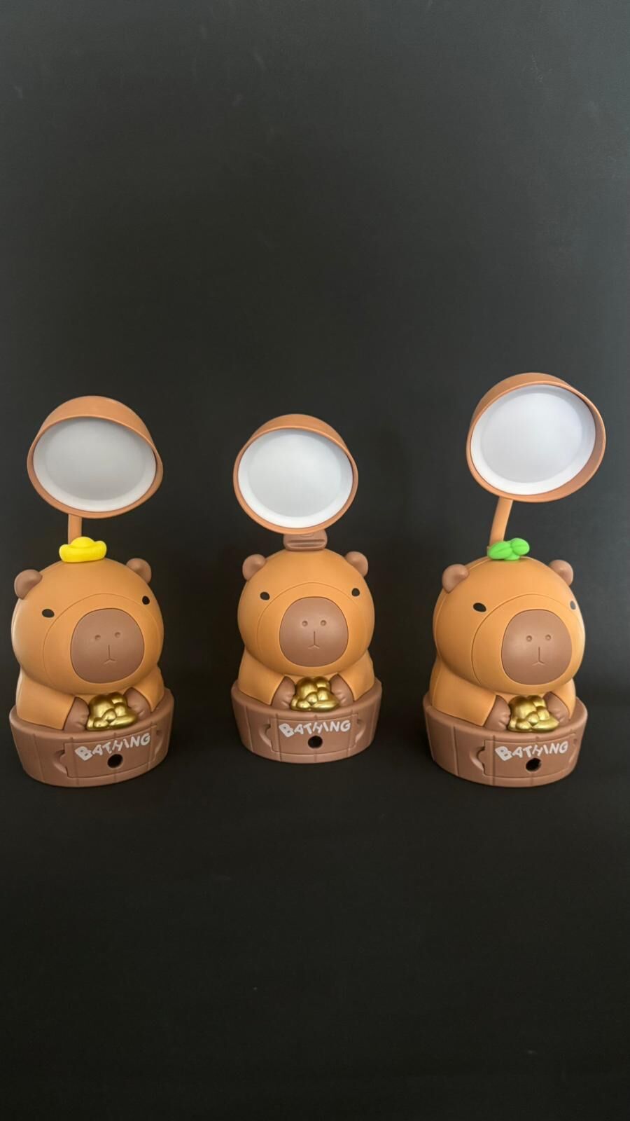 Toptan Capybara Kalemtraşlı Masa Lambası