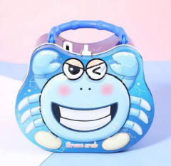 Toptan Çantalı Kilitli Teneke Kumbara Yengeç Model