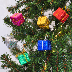 Toptan Hediye Paketleri Şekilli Ağaç Süsleri